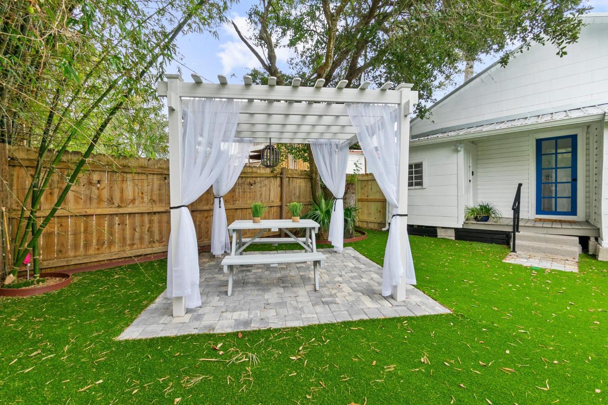 Coco'S Cozy Cabana - Hot Tub Walk To Downtown Saint Augustine Eksteriør billede
